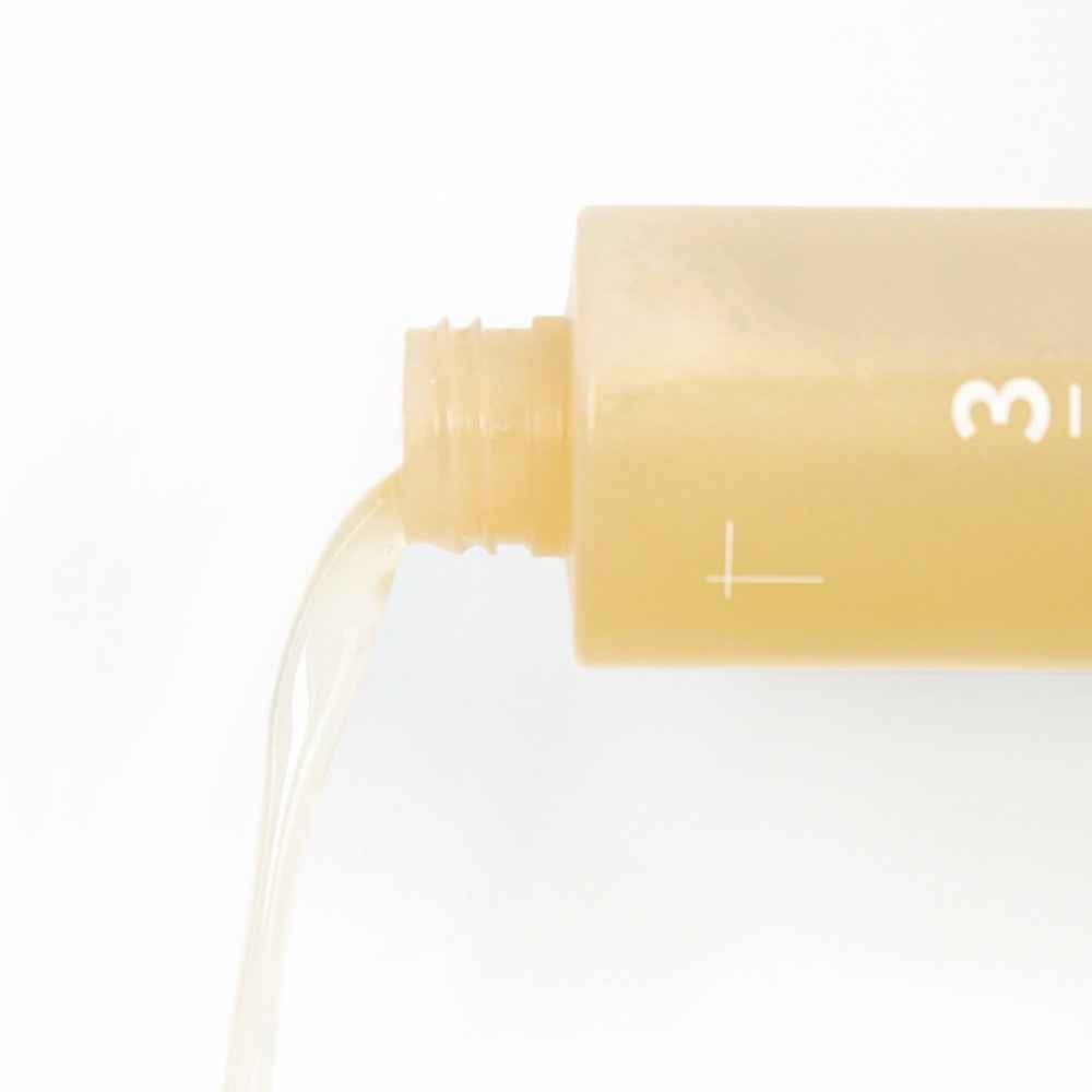 Numbuzin No. 3 Super Glowing Essence Toner 200ml