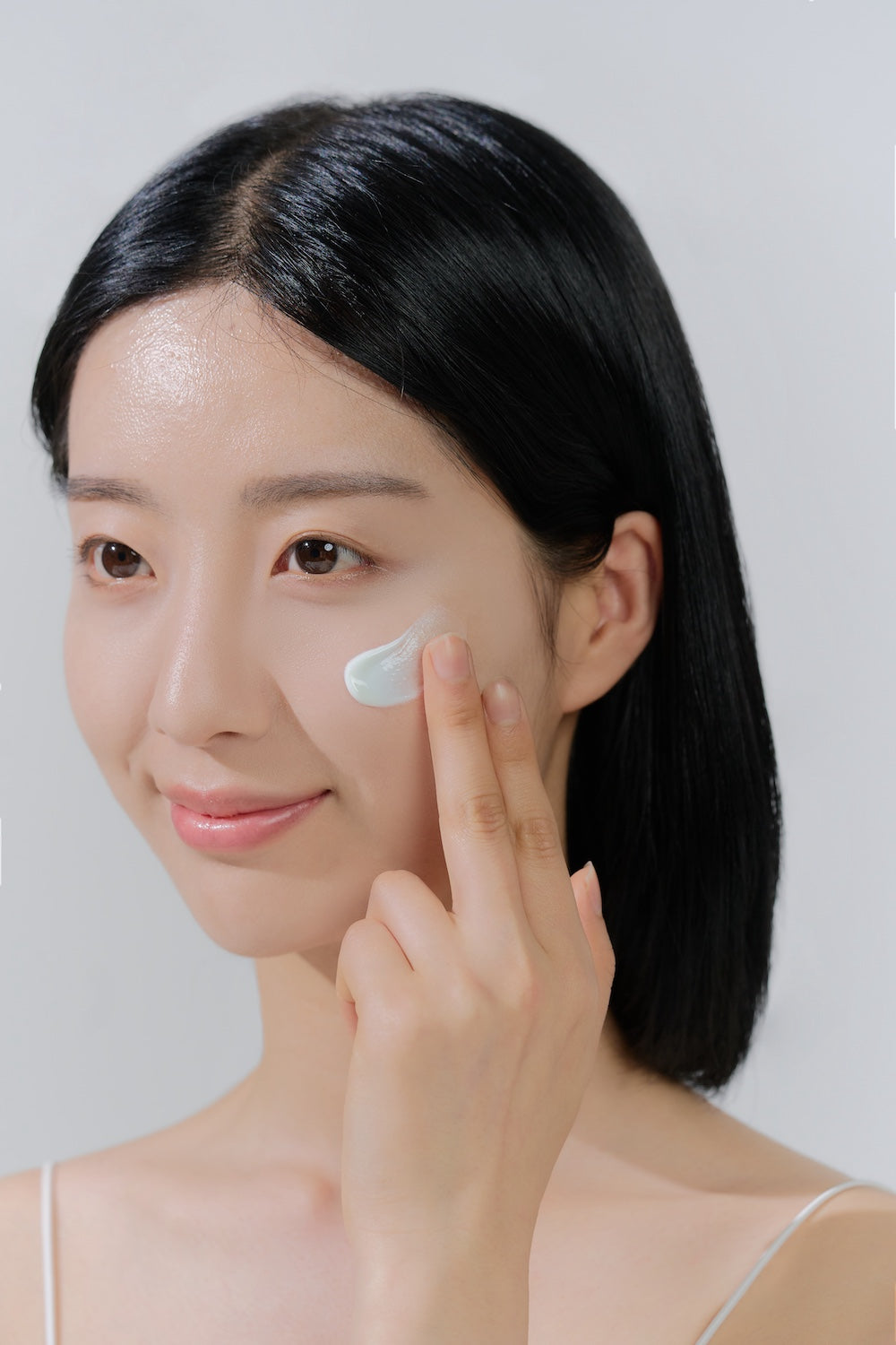 [Skin1004] Madagascar Centella Hyalu-Cica Water-Fit Sun Serum - 3 Size Gotta Glow